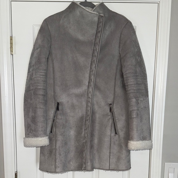 Calvin Klein Gray Faux Shearling Coat – Women’s Medium - Picture 1 of 4